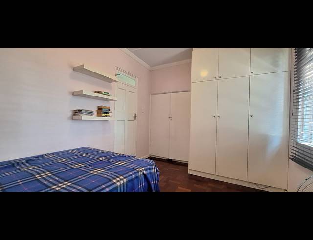 2 BEDROOM APARTMENT FOR SALE IN GLENWOOD